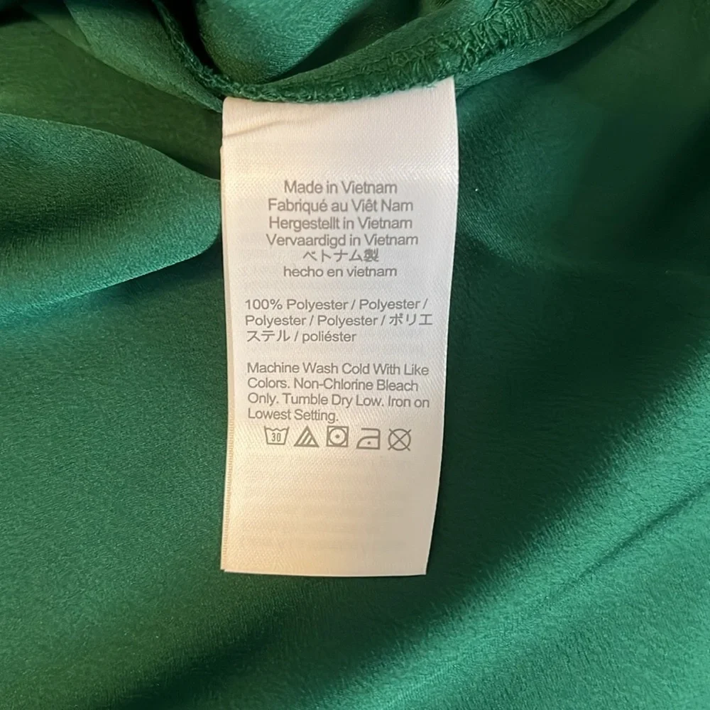 JCrew Puff Sleeve Satin Back Crepe Blouse Green Size XS Tall NWT